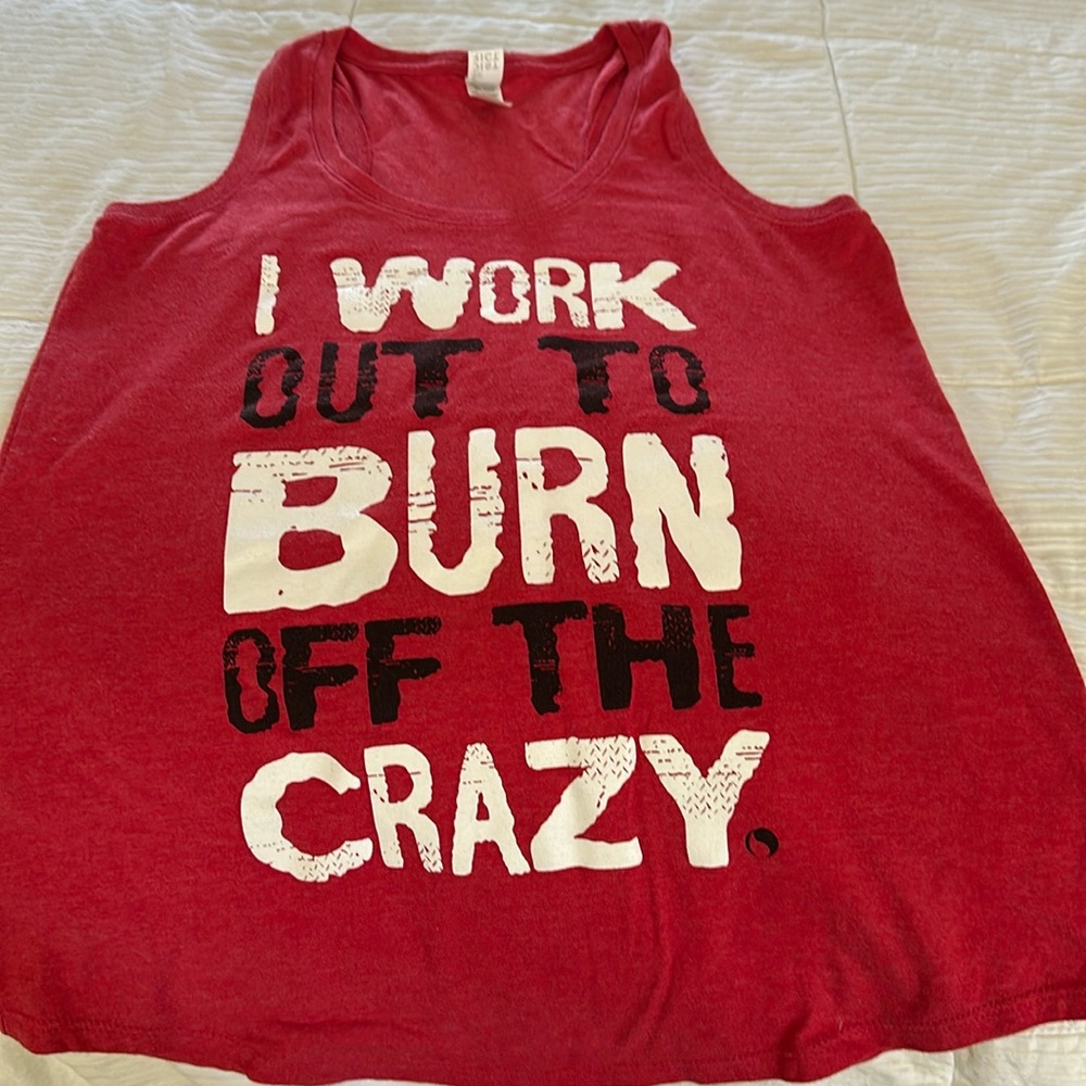 Fitness tees.. workout tanks.. all 5 of them. Sz M